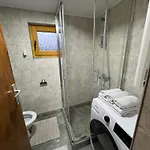 Casa de Férias Vikendica Sa Bazenom Magnum *