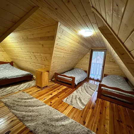 Vikendica Sa Bazenom Magnum 別荘 Višegrad