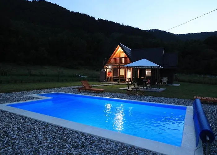 Vikendica Sa Bazenom Magnum Višegrad