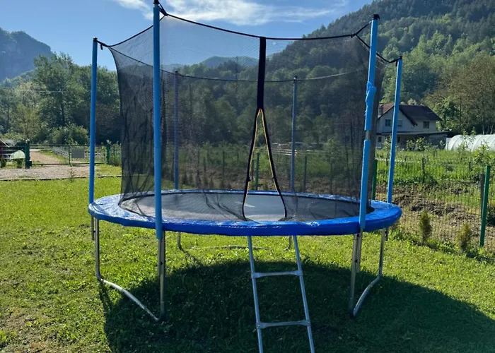 Vikendica Sa Bazenom Magnum Višegrad