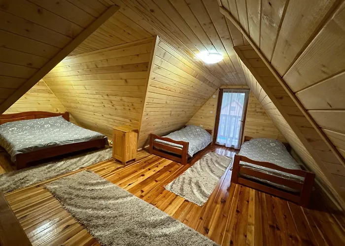 Vikendica Sa Bazenom Magnum 펜션 Višegrad